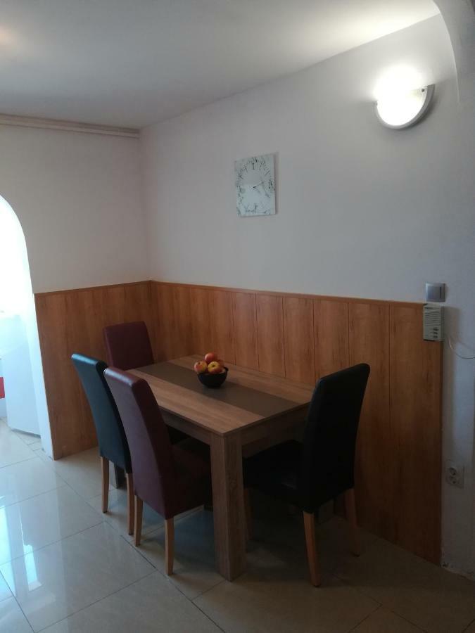 Apartament Erik Lägenhet Sibiu Exteriör bild
